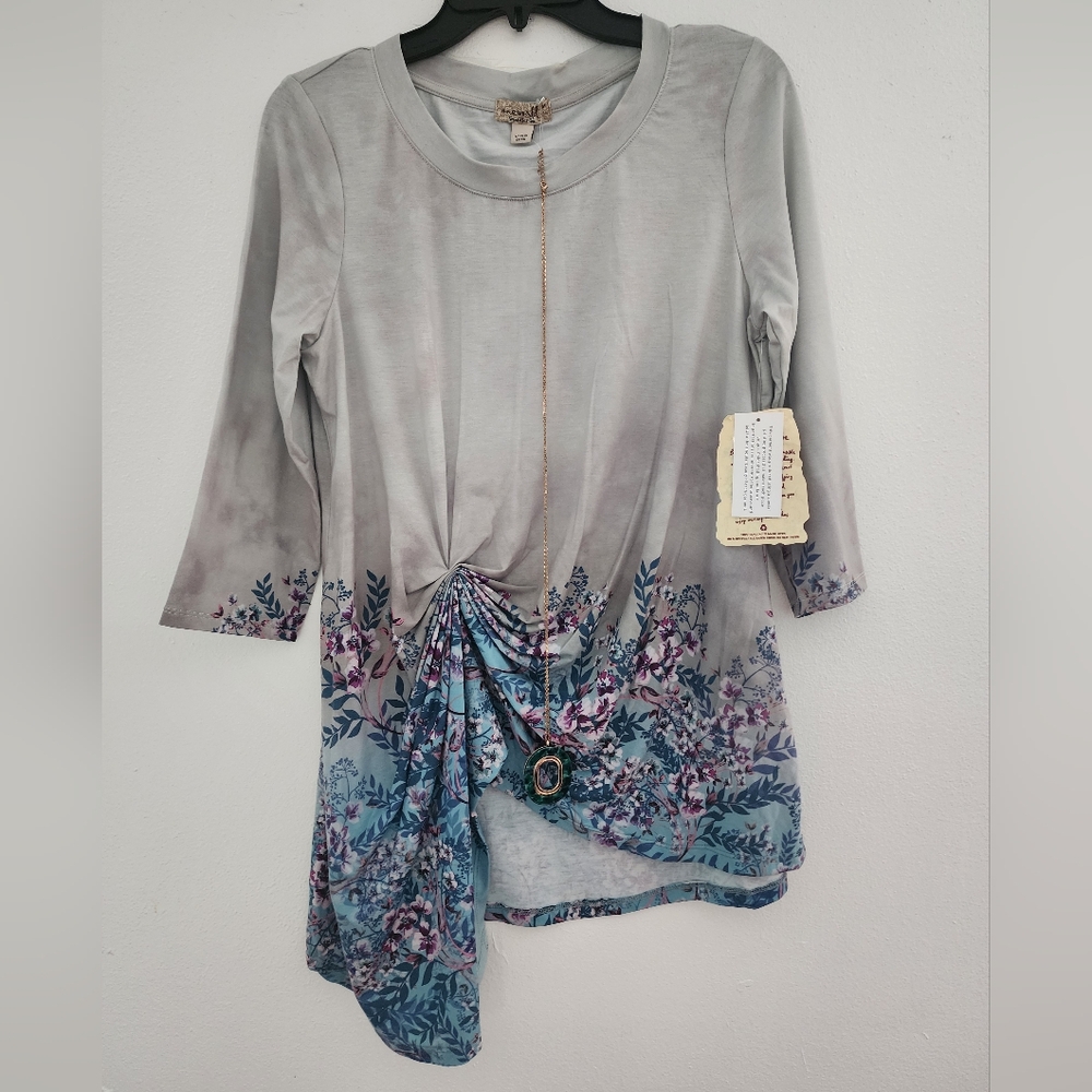 One World Gray and Blue Asymmetrical 3/4 Sleeve Blouse with Mandarin Collar